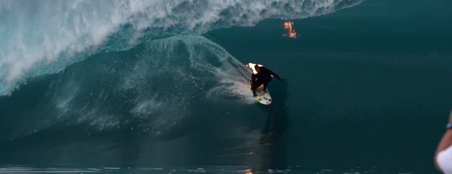 Damien Robertson con el dedo en el gatillo 1