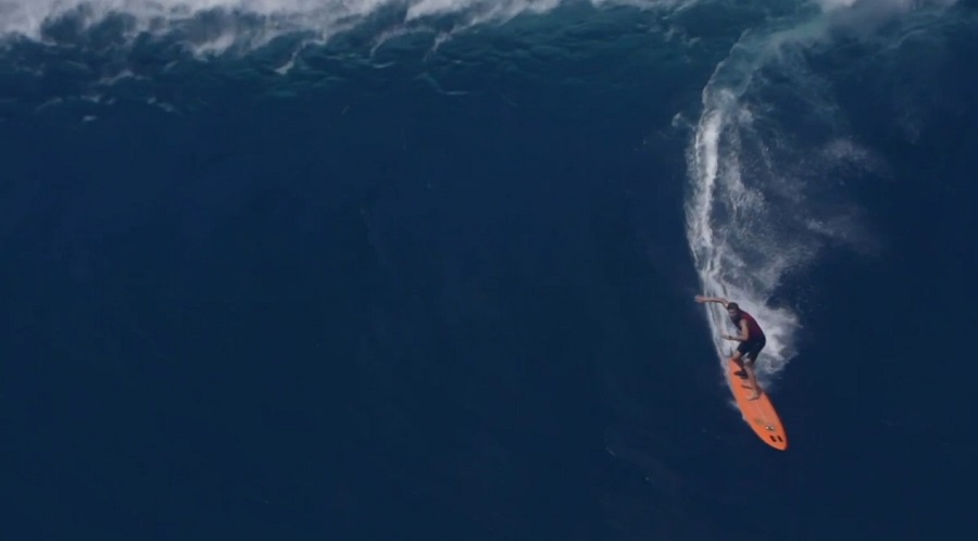 Damien Robertson con el dedo en el gatillo 5