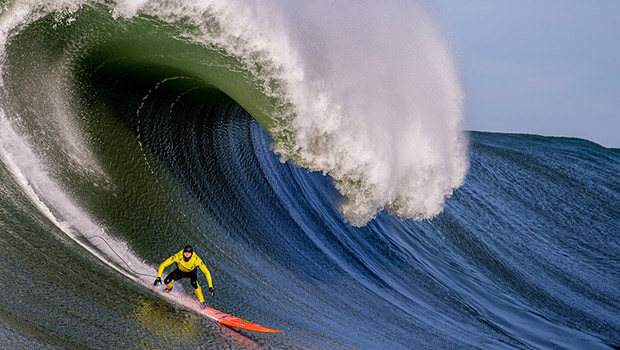 Historia de las olas gigantes y sus caballeros.