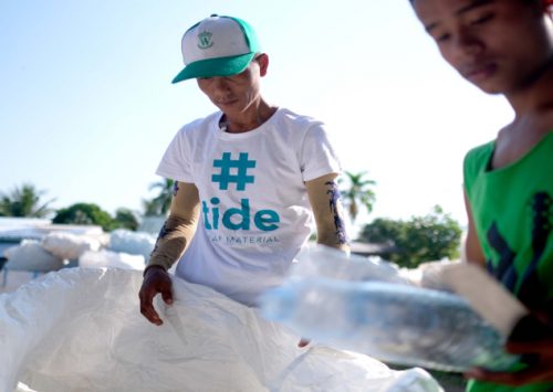 TIDE OCEAN MATERIAL:   NUEVA VIDA AL PLÁSTICO