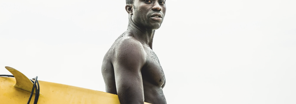 AFROSURF: LA HISTORIA AFRICANA HECHA LIBRO