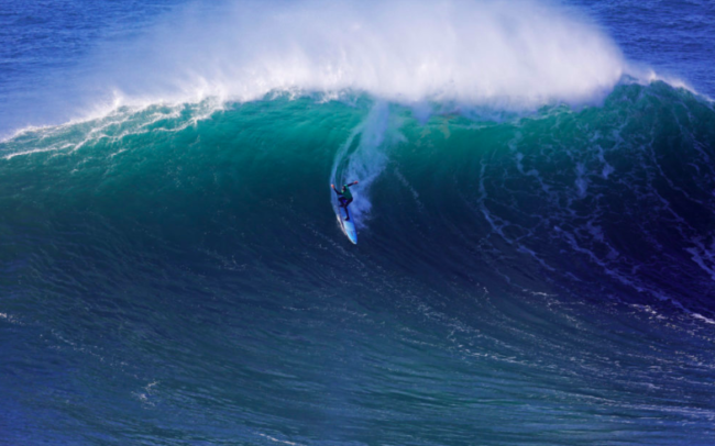 la ola de Nazaré