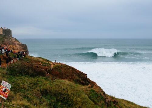 TUDOR NAZARÉ BIG WAVE CHALLENGE