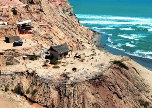 TUBOS DEL DESIERTO / RICARDO NAKARE