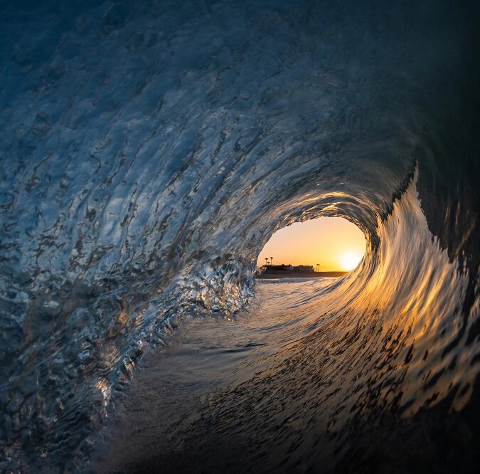 “Una fotografía de olas no congela el mar, congela el instante en que aprendimos a escucharlo”