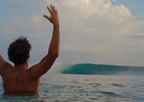XAVI LUCENA CUMPLE UN SUEÑO EN MENTAWAI
