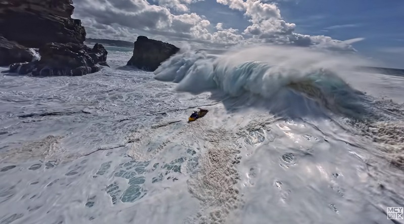 Nazaré Split Second