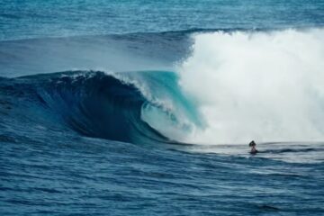 Tres meses, una isla y el último capítulo de BY THE WAVE